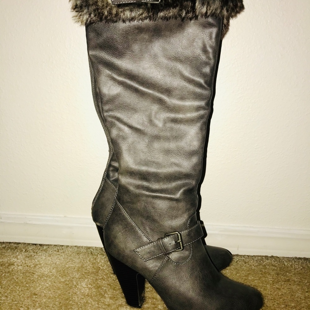 Maliah fur boots